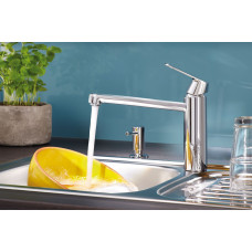 Смеситель Grohe Eurosmart Cosmopolitan 32842000 для кухни